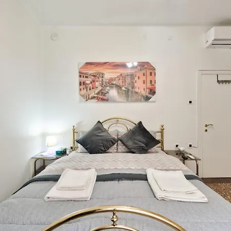 Living Venice 3 Bedrooms *