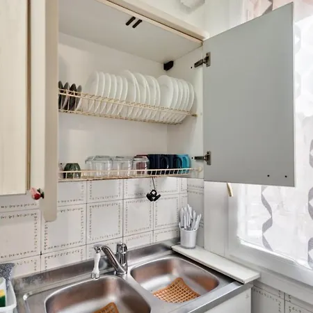 Apartment Living 3 Bedrooms